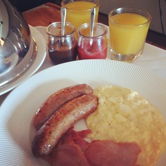 Room service breakfast @TheBingham